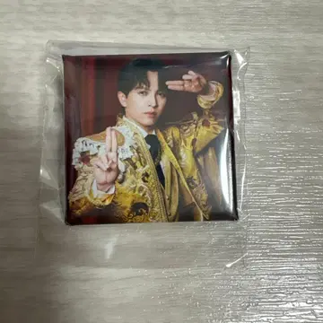 M!LK 요시다 진토 가챠 캡슐 토이 스퀘어 캔뱃지 좋아 죽겠어!