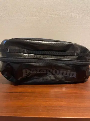 Patagonia 블랙홀 큐브 L 사이즈 단종