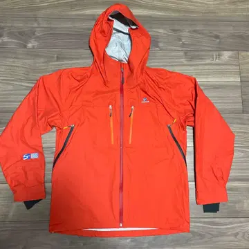 레어 파인 트랙 x uzu 에어 브레스 바리오