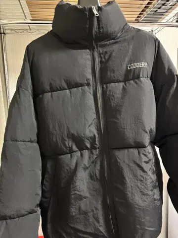 COODERR 블랙 다운 자켓