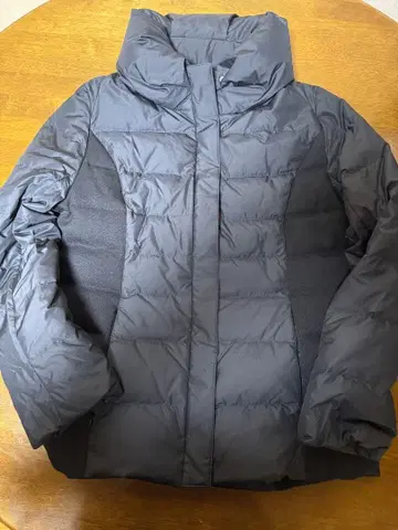 Coup de Chance 블랙 다운 자켓 38