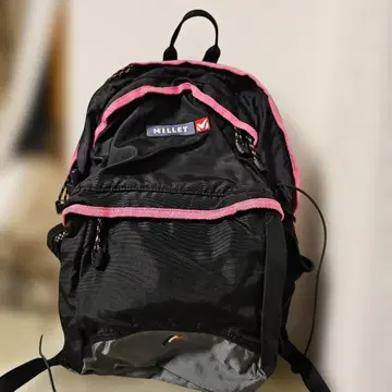 MILLET 블랙/핑크 백팩