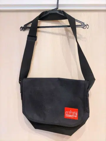 MANHATTAN PORTAGE 맨해튼 포티지 숄더백