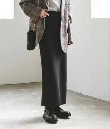 Noble 노블 스무스 니트 롱 타이트 스커트