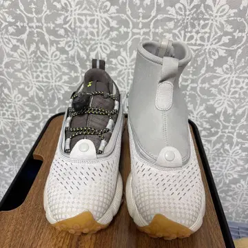 언더아머 슬립 2.0 그레이/화이트