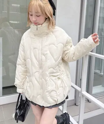 아이보리 하트형 퀼팅 자켓 S 사이즈