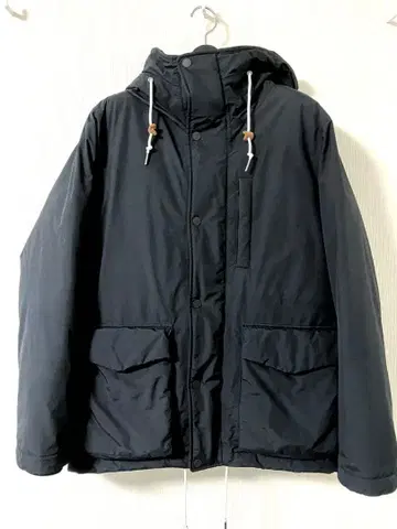 헬리 한센 블랙 다운 자켓