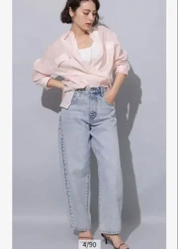 Arpege story 커브 데님 팬츠 라이트 블루