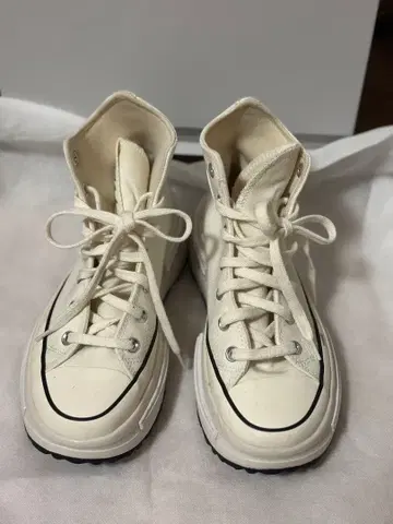 컨버스 하이컷 스니커즈 통굽