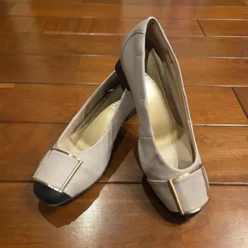 fitfit 베이지 스퀘어토 플랫슈즈