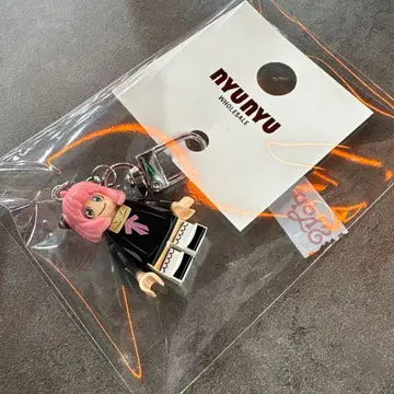 nyunyu 한국 한정판 아냐 립 키링