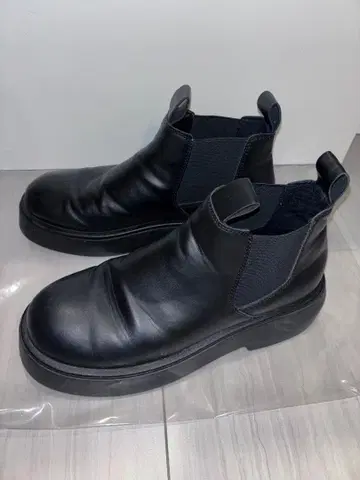 ZARA 자라 남성용 사이드 고어 부츠 41 사이즈 27cm 전후 블랙