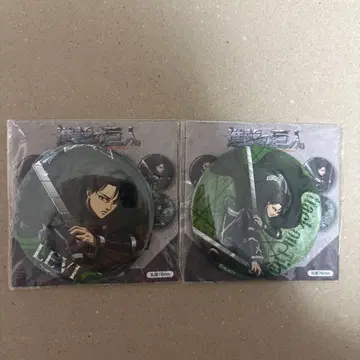 진격의 거인 두근두근 복권 BIG 캔뱃지 리바이 2세트