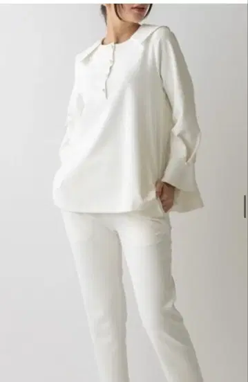 그 펄 블라우스 카라 부착