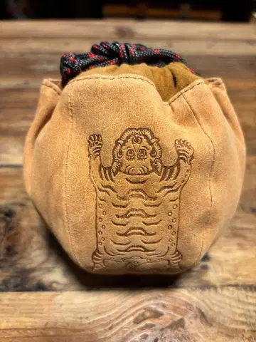 티베탄을 사랑하는 동글동글 복조리 (천연 가죽)