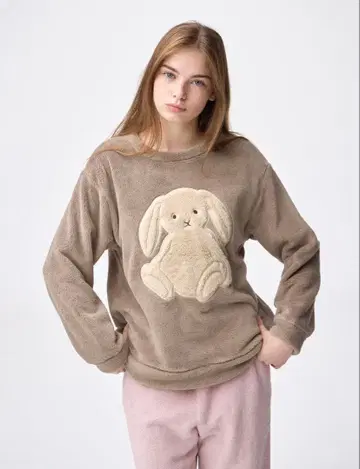 토끼 자수 스웨트 셔츠와 세트