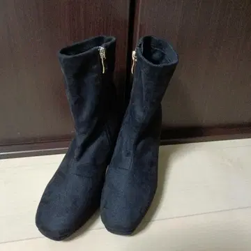 Parade 블랙 스웨이드 숏부츠