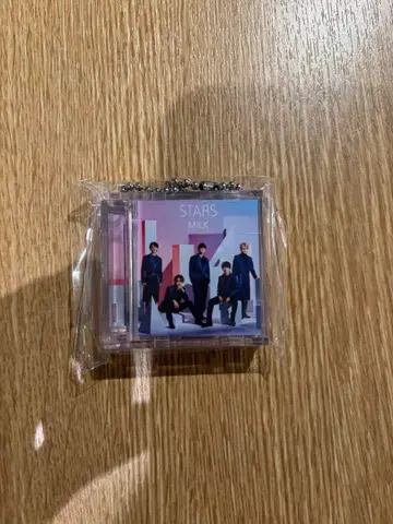 M!LK 팝업 재킷 사진 키링 STARS