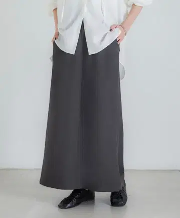 crewre 백 턱 내로우 스커트 사이즈 2