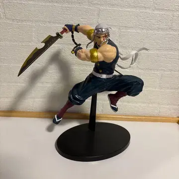 귀멸의 칼날 우즈이 텐겐 피규어