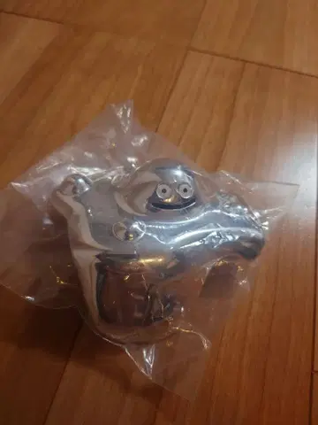 드래곤 퀘스트 하구레메탈 USB 커버