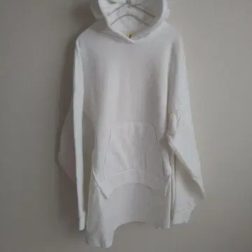 나곤스탠스 백 웜 맨투맨 콤비 풀오버