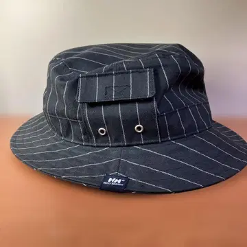 새상품급 HELLY HANSEN 버킷햇 Goldwin 제조 약 58cm