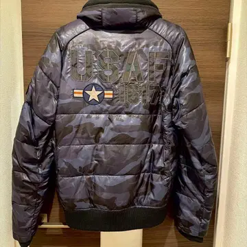 레어 AVIREX 카모플라쥬 다운 자켓 USAF