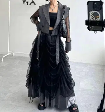 [ HARE ] 소매 레이스 숏 자켓 EDGY MODE