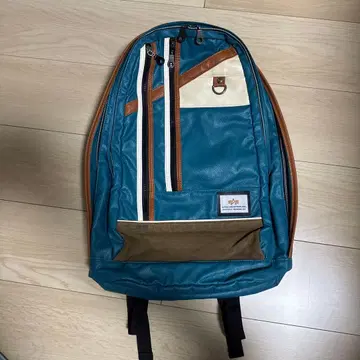 알파 인더스트리즈 백팩