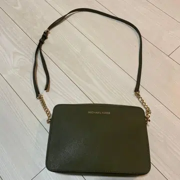 12/24 가격 인하 마이클코어스 숄더백