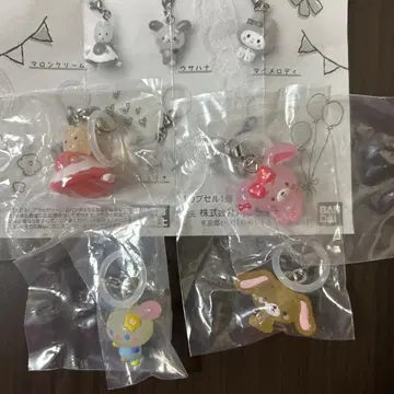 산리오 캐릭터즈 욜뜨메지루시 액세서리