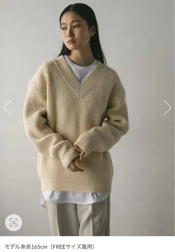 STYLEMIXER 숄더 패드 V넥 니트