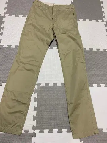 베이지 치노 팬츠 M 사이즈