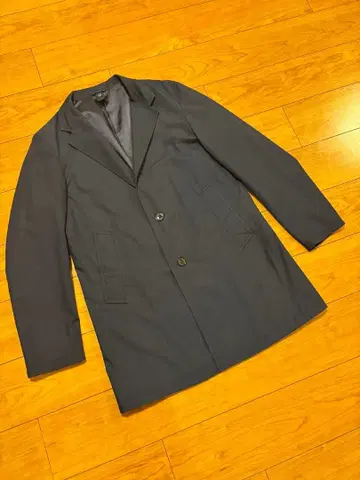 다크 그레이 더블 버튼 자켓