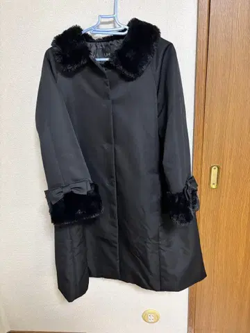 [새상품급] 유니버설 뮤제 / 롱 코트 블랙