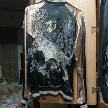 늑대 자수 스카잔 M 사이즈 사토리