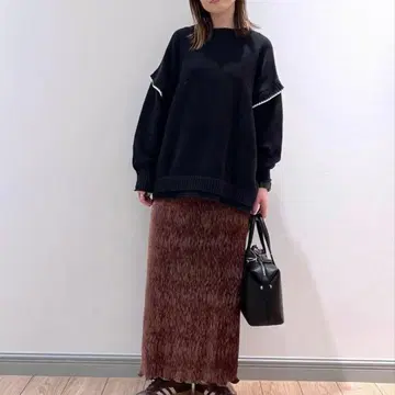 LOWRYSFARM 2way 스티치 풀오버 블랙