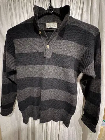 mont-bell 스웨터 블랙과 그레이