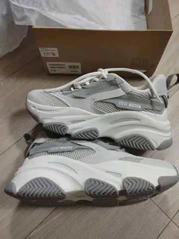 stevemadden POSSESSION 볼륨 밑창 스니커즈 1