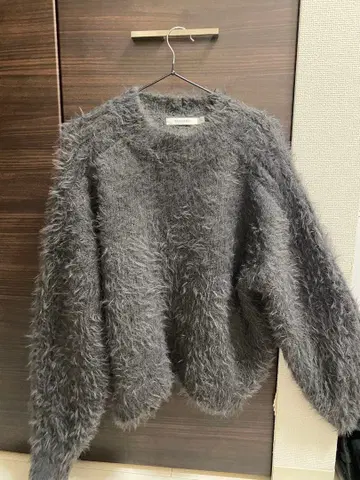 MOUSSY 퍼 느낌 긴팔 니트