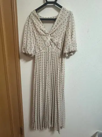 스나이델 도트 원피스 화이트 사이즈s