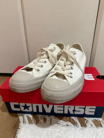 CONVERSE 화이트 스니커즈 24.5