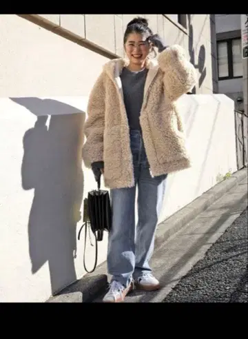 AP STUDIO 컬리 후디 블루종 비건 코드