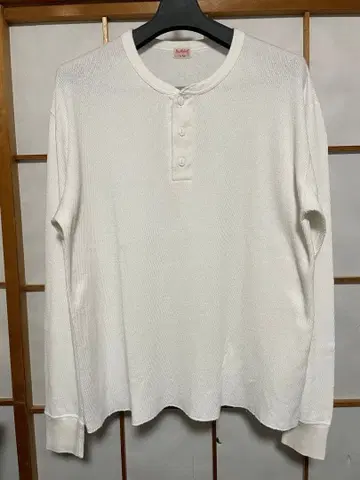 빔즈 플러스 별주 헬스니트 허니콤 헨리넥 롱T L 사이즈