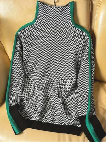 [ 새상품 ] 헤링본 하이넥 스웨터 일본 사이즈 XXL