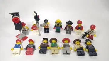 레고 세계의 모험 시리즈 스튜디오 미니 피규어 묶음 판매 14개 콜라