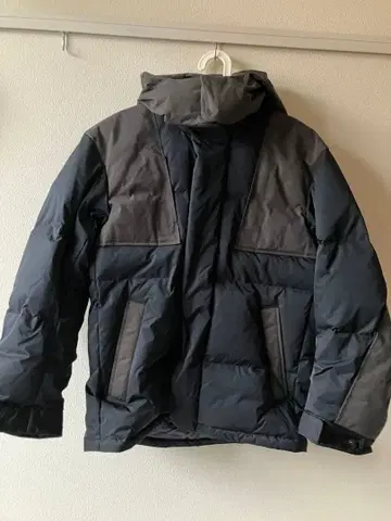 유니클로+J 오버 사이즈 다운 M 사이즈