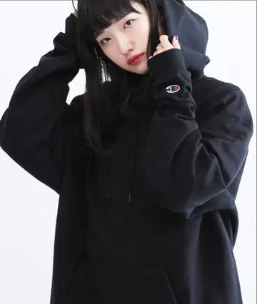 Champion 블랙 후드티 X-LARGE 속기모