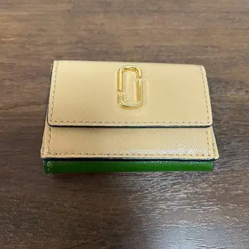 마크제이콥스 삼단 접이식 지갑